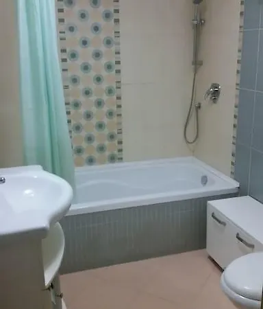 Apartment City Center Duplex With Terrace Tirana